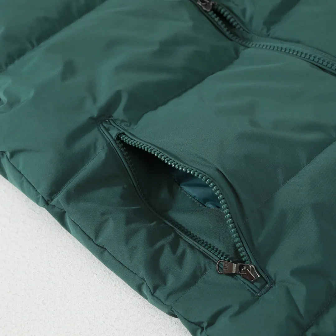 P490 #R51 Ralph Lauren winter new style for men and women, classic small logo waterproof pure down vest sleeveless official item number: RL14255 Full set of customized accessories, details determine success or failure.  - Accessories: Original hangtag, washed label + electroplated YK zipper logo, customized Laval Lauren zipper, full set of accessories - Same style for men and women. Color: Khaki, green, navy, black. Size: S M L